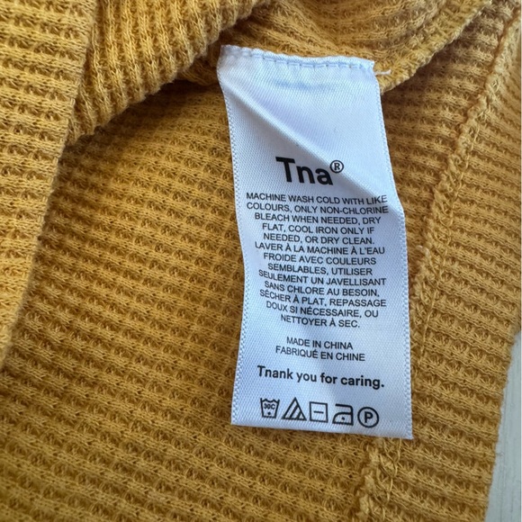 TNA Thermal Waffle Knit Long Sleeve Top Shirt Red Size Medium - Mustard Yellow - Picture 3 of 6